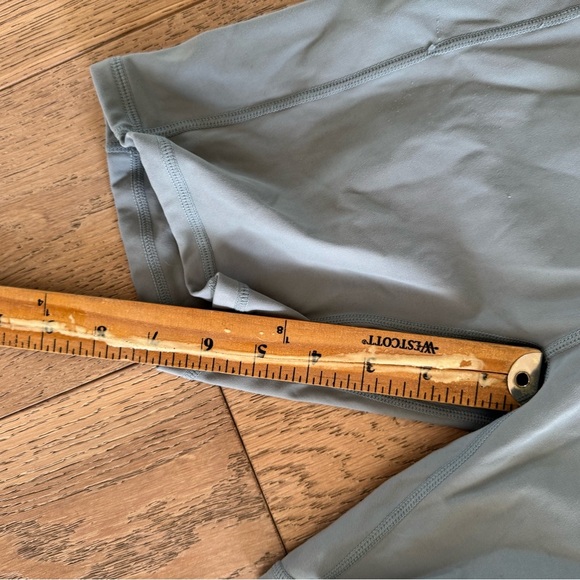 Varley Womens Bike Shorts Blue Medium - Picture 2 of 4